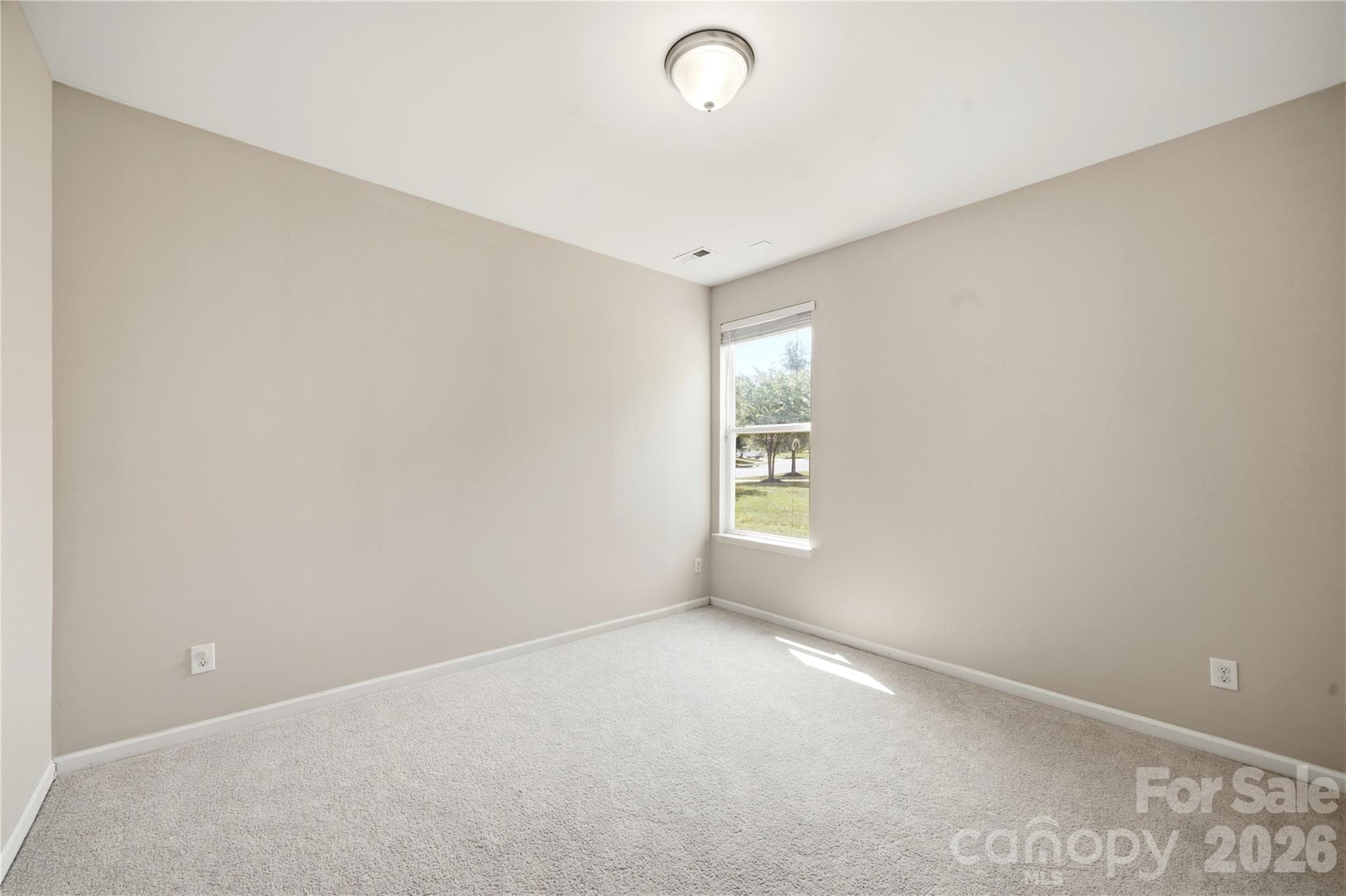 Room 3 - 8759 Mullis Forest Court, Mint Hill