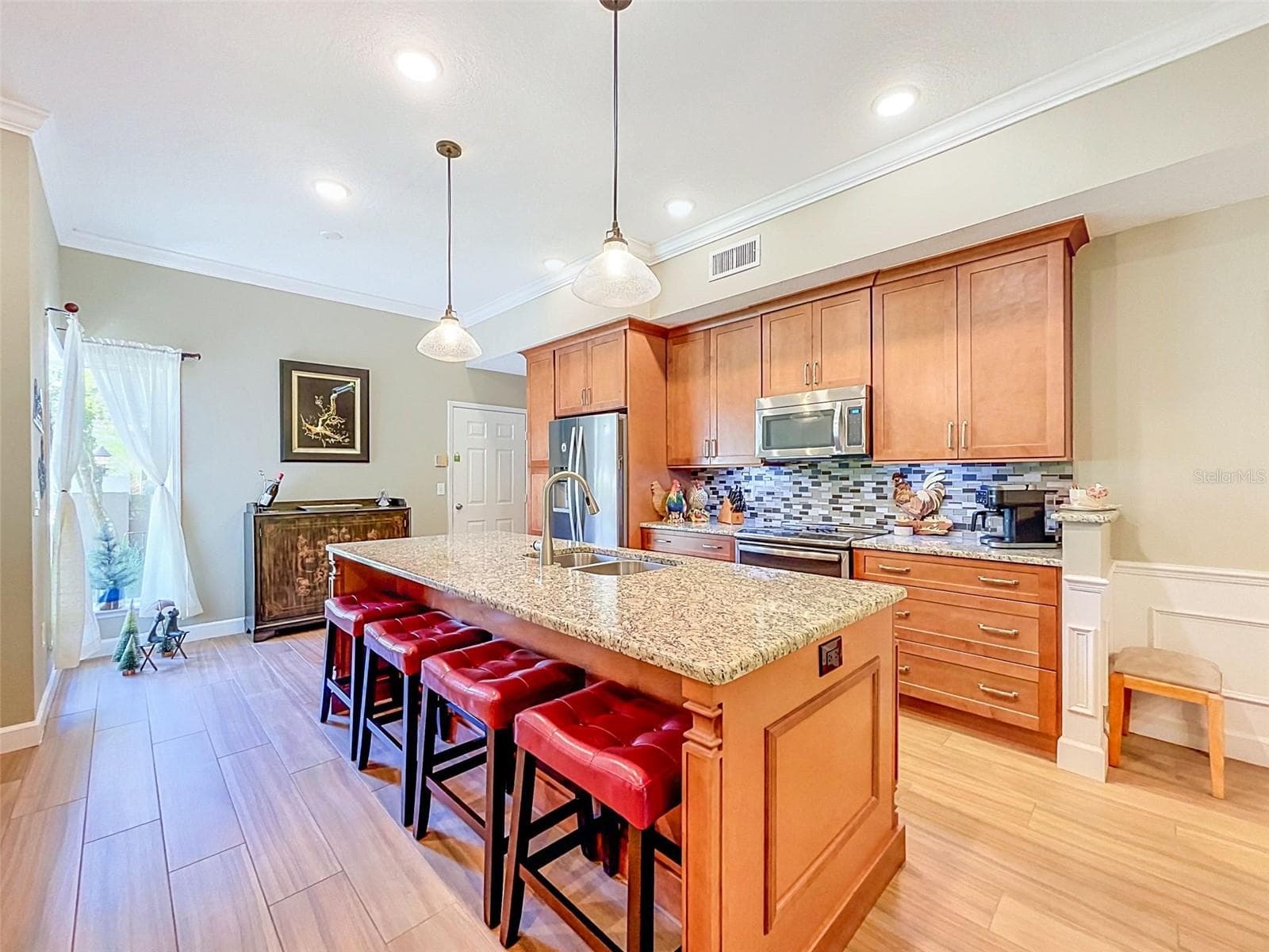 Townhouse at 1722 ARABIAN LN, PALM HARBOR, photo 14 of 74