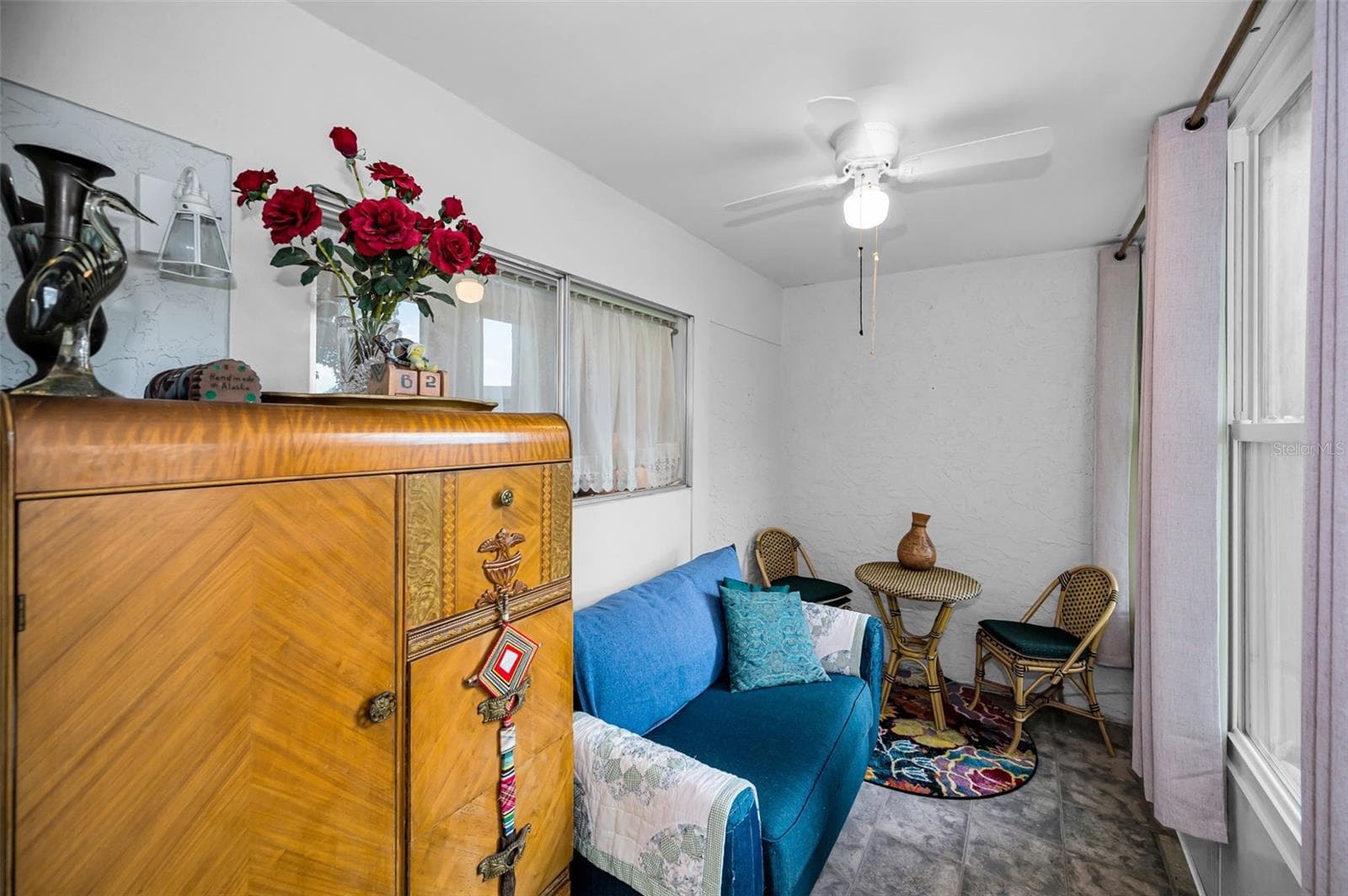 Private Lanai overlooking greenspace - 3097 MISSION GROVE DR, PALM HARBOR