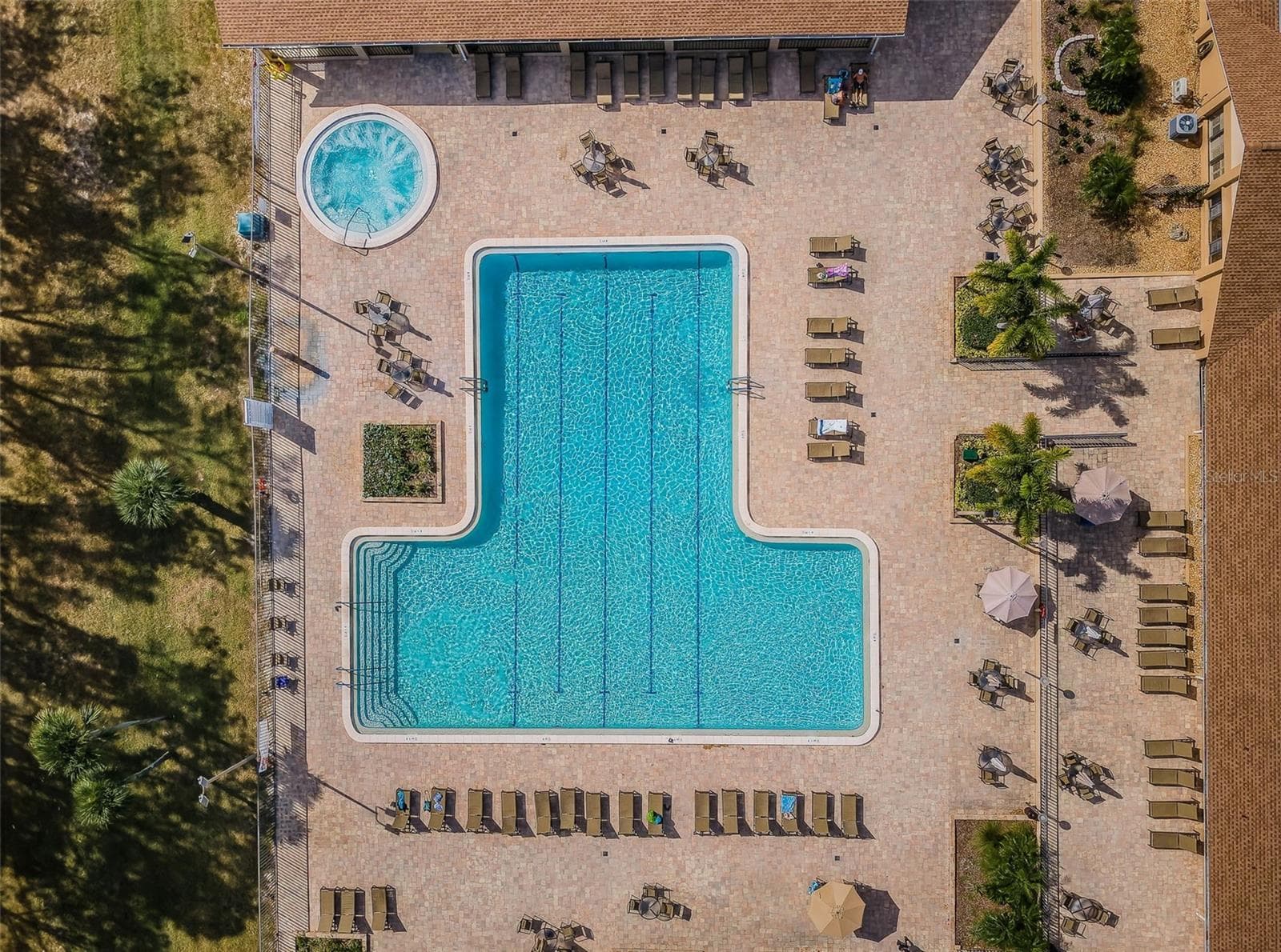Highland Lakes Club House Pool - 3097 MISSION GROVE DR, PALM HARBOR