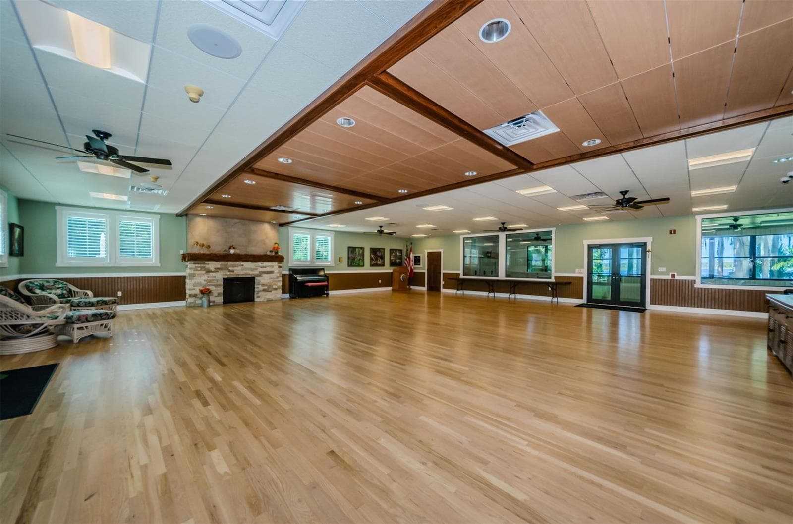 The Lodge on Lake Tarpon - 3097 MISSION GROVE DR, PALM HARBOR