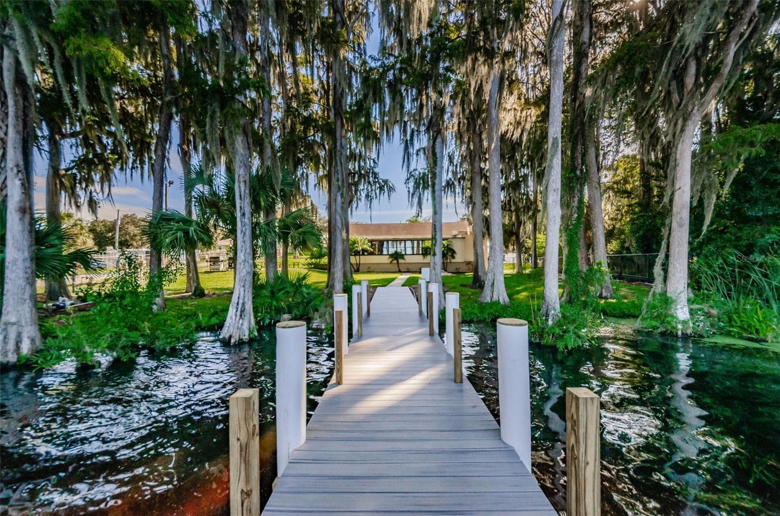 The Lodge on Lake Tarpon Dock - 3097 MISSION GROVE DR, PALM HARBOR