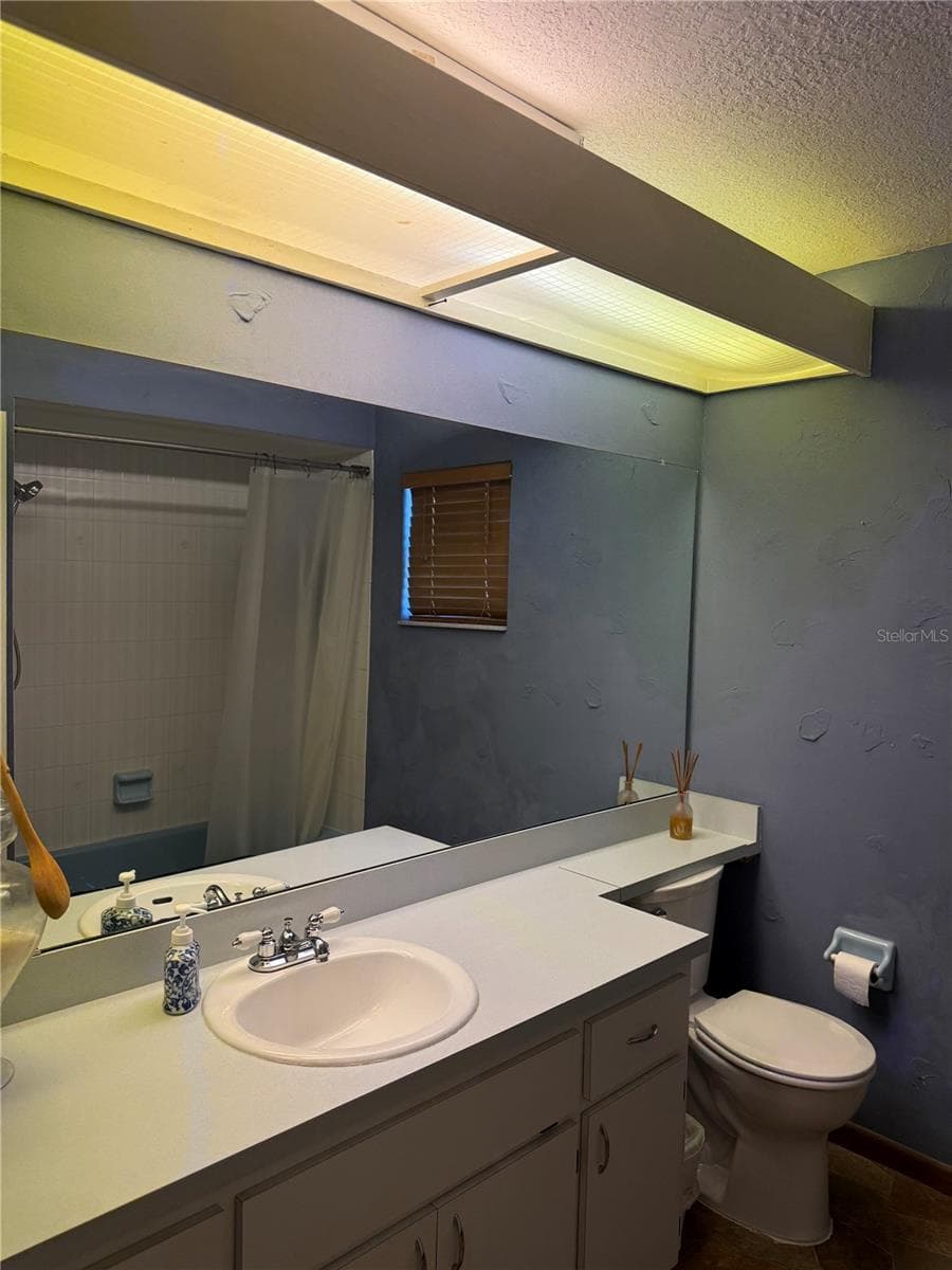 Single Family Residence at 9231 ELDRIDGE RD, SPRING HILL, photo 5 of 14