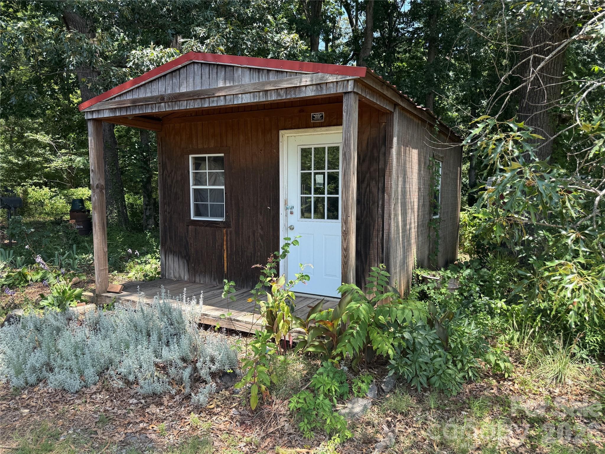 Single Family Residence at Statesville, photo 6 of 22