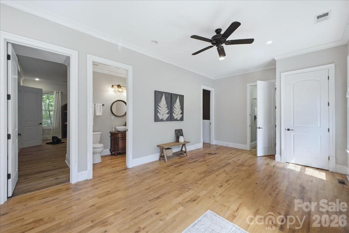 Single Family Residence at Fort Mill, photo 8 of 38