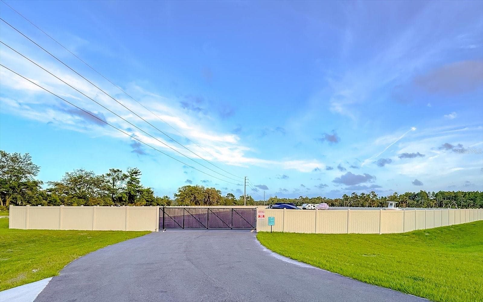 Single Family Residence at 345 E MERIMONT LN, ORMOND BEACH, photo 75 of 91