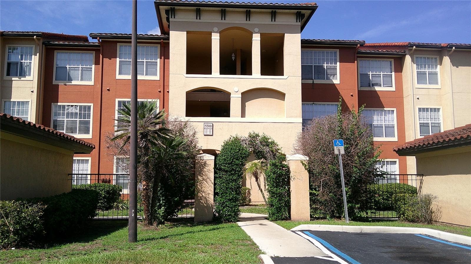 Condominium at 5518 METROWEST BLVD #207, ORLANDO, photo 3 of 17