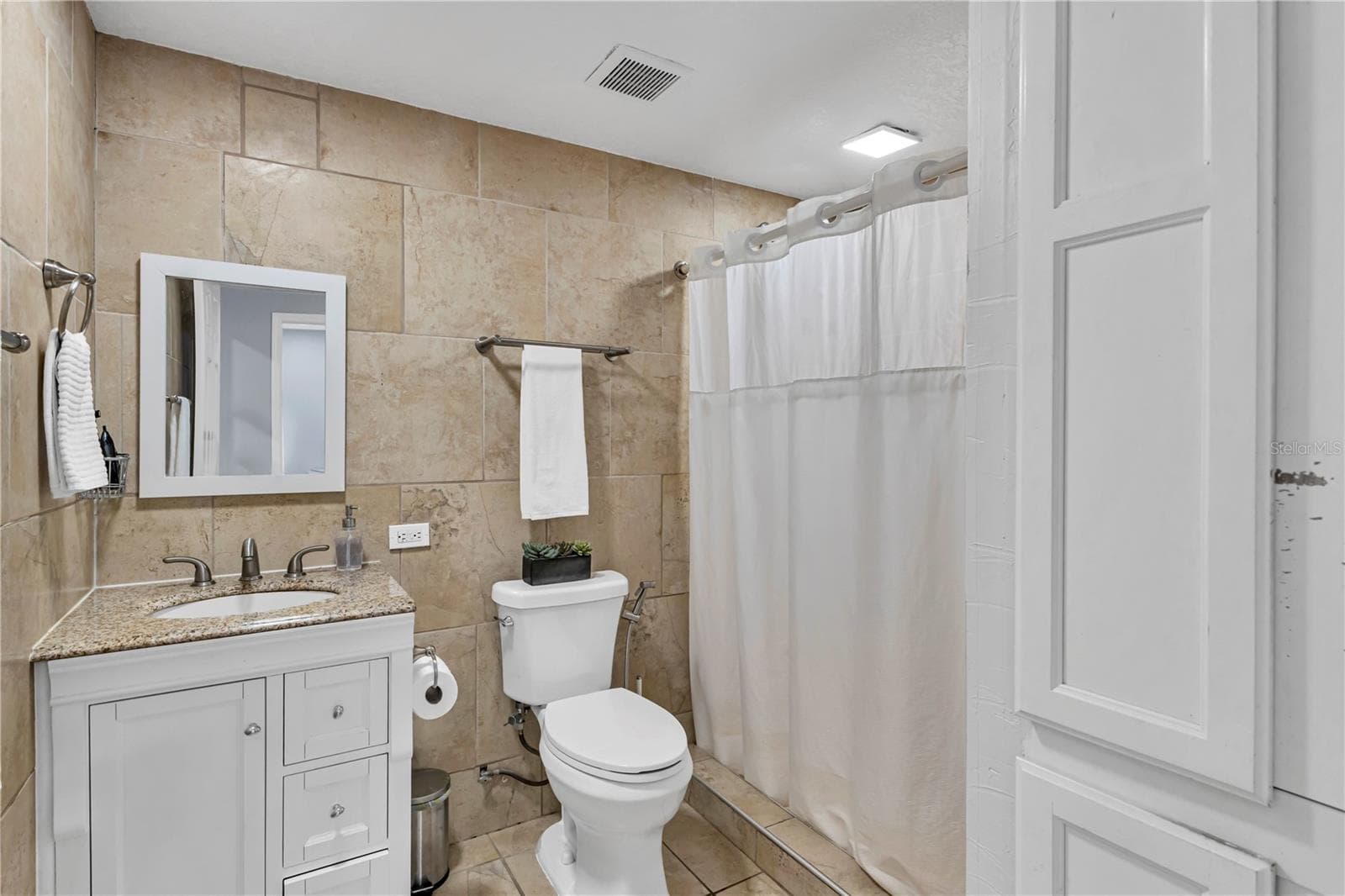 Single Family Residence at 4901 REGINALD RD, ORLANDO, photo 13 of 29