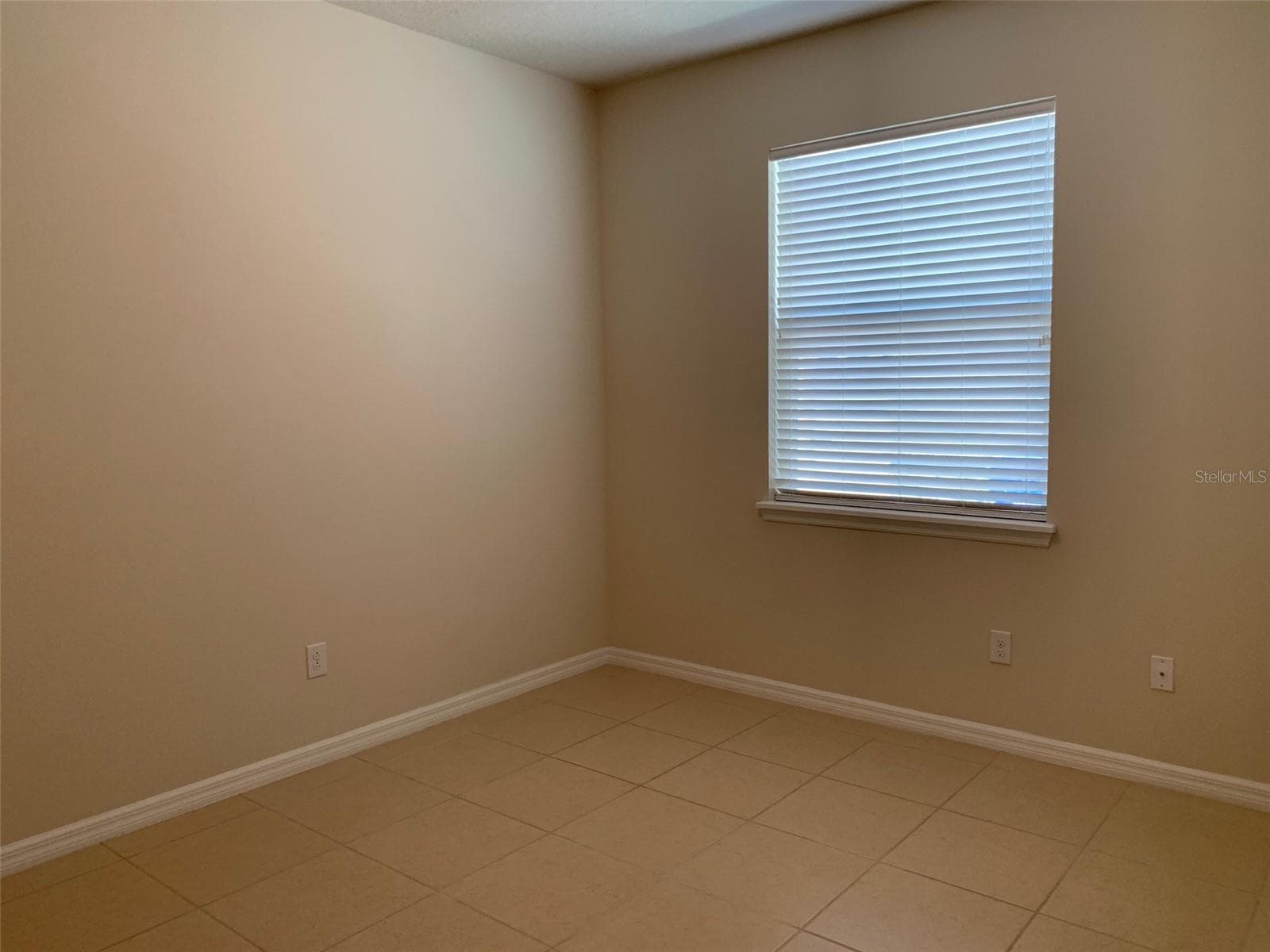 Single Family Residence at 2860 CHANTILLY AVE, KISSIMMEE, photo 13 of 44