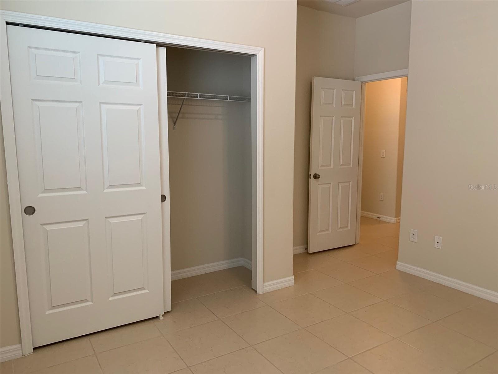Single Family Residence at 2860 CHANTILLY AVE, KISSIMMEE, photo 14 of 44