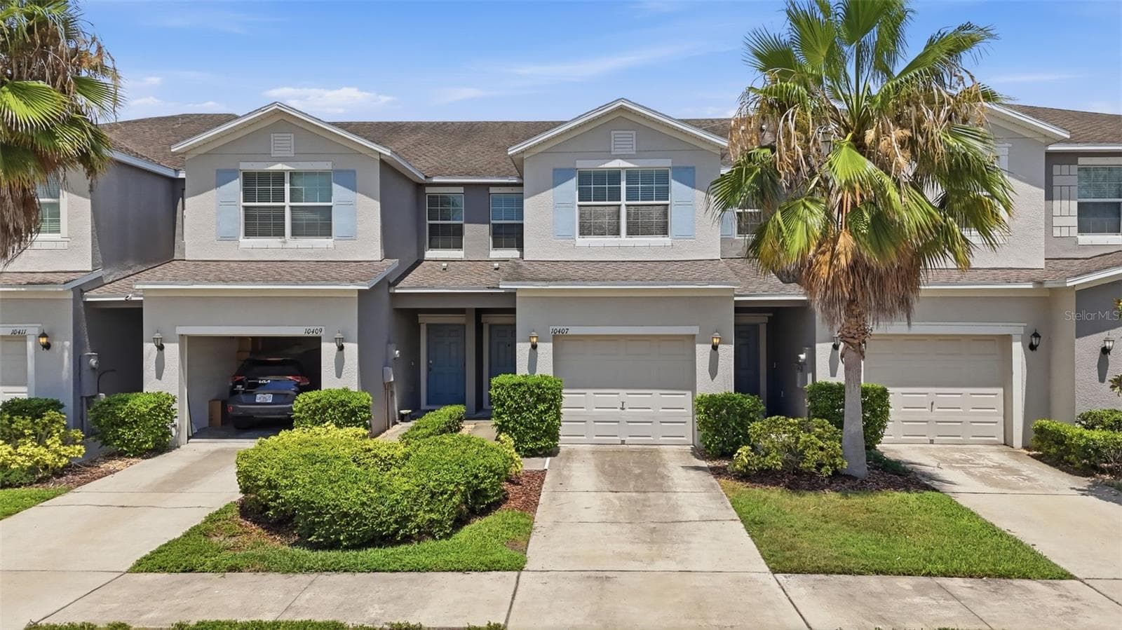 10407 LAKE MONTAUK DR