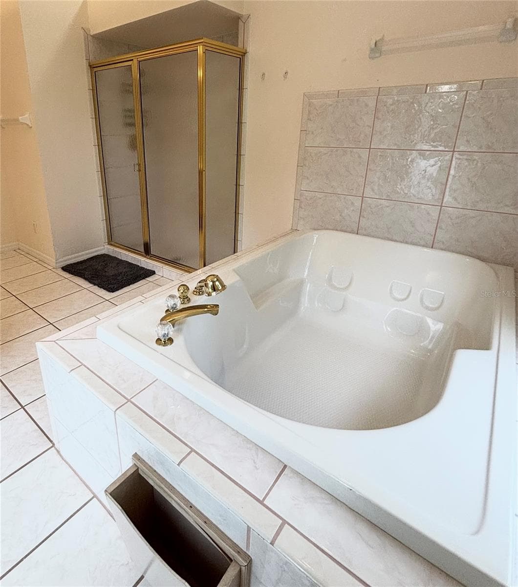 primary bathroom - 12853 BELLERIVE DR, CLERMONT