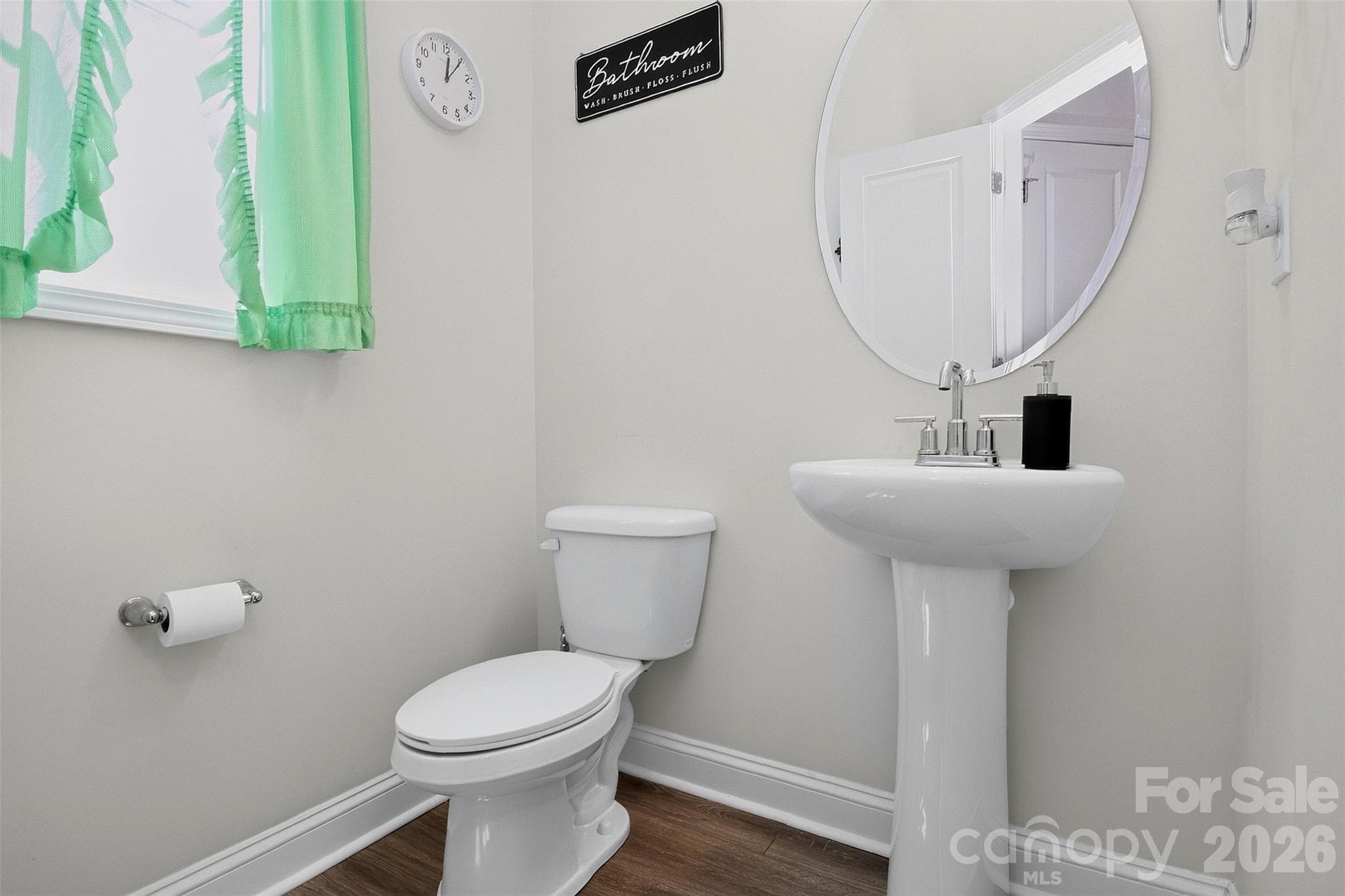 Powder room - 1019 Chicory Trace, Clover