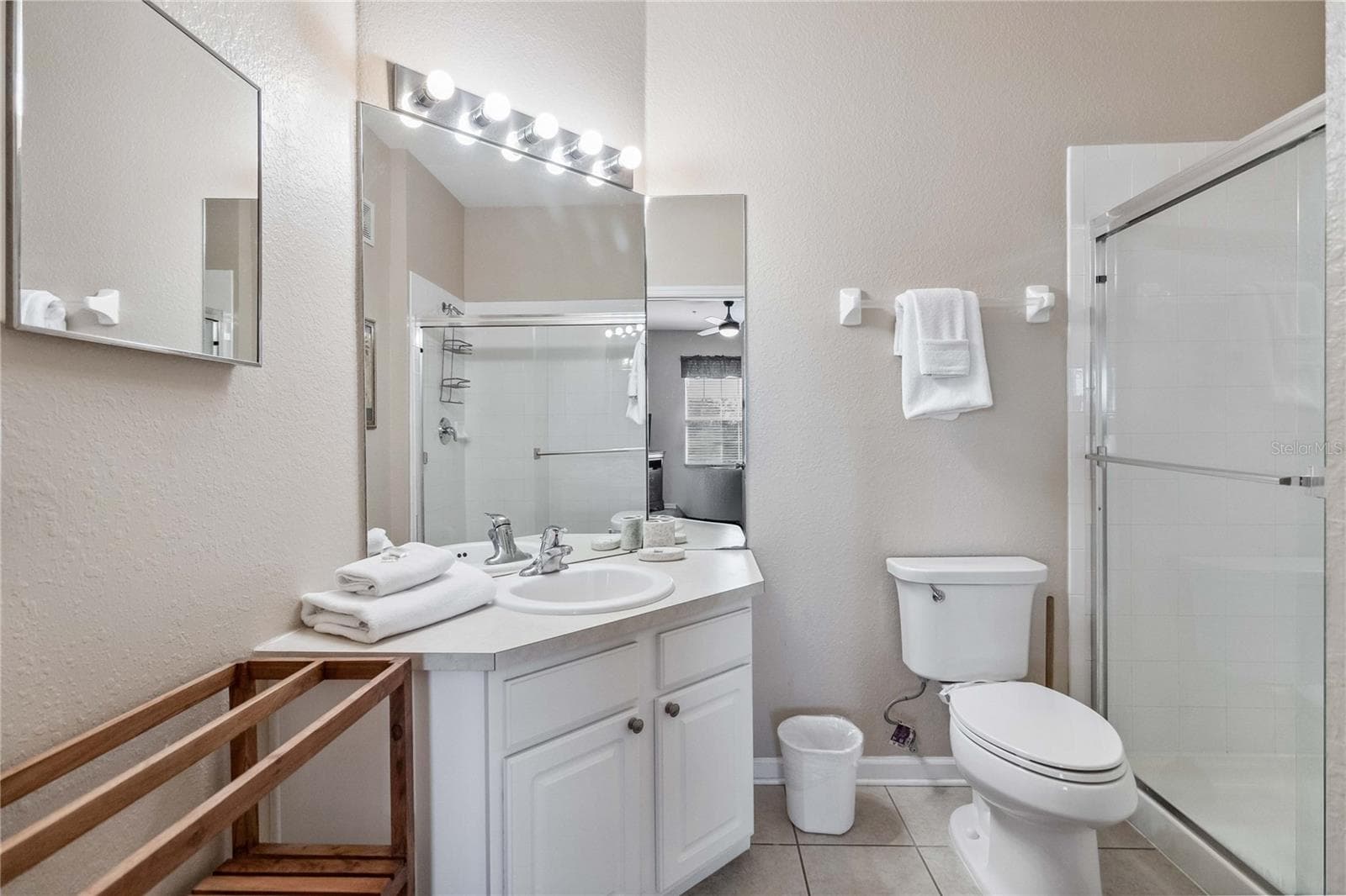 Master Bathroom. - 2821 E ALMATON LOOP #401, KISSIMMEE