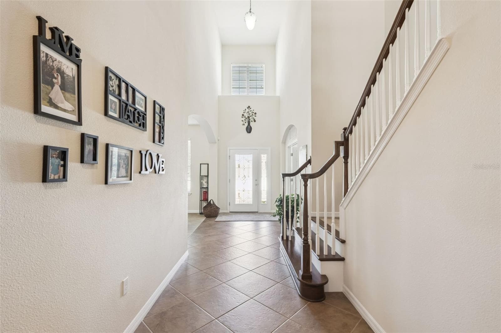 Single Family Residence at 11121 LEMAY DR, CLERMONT, photo 5 of 67
