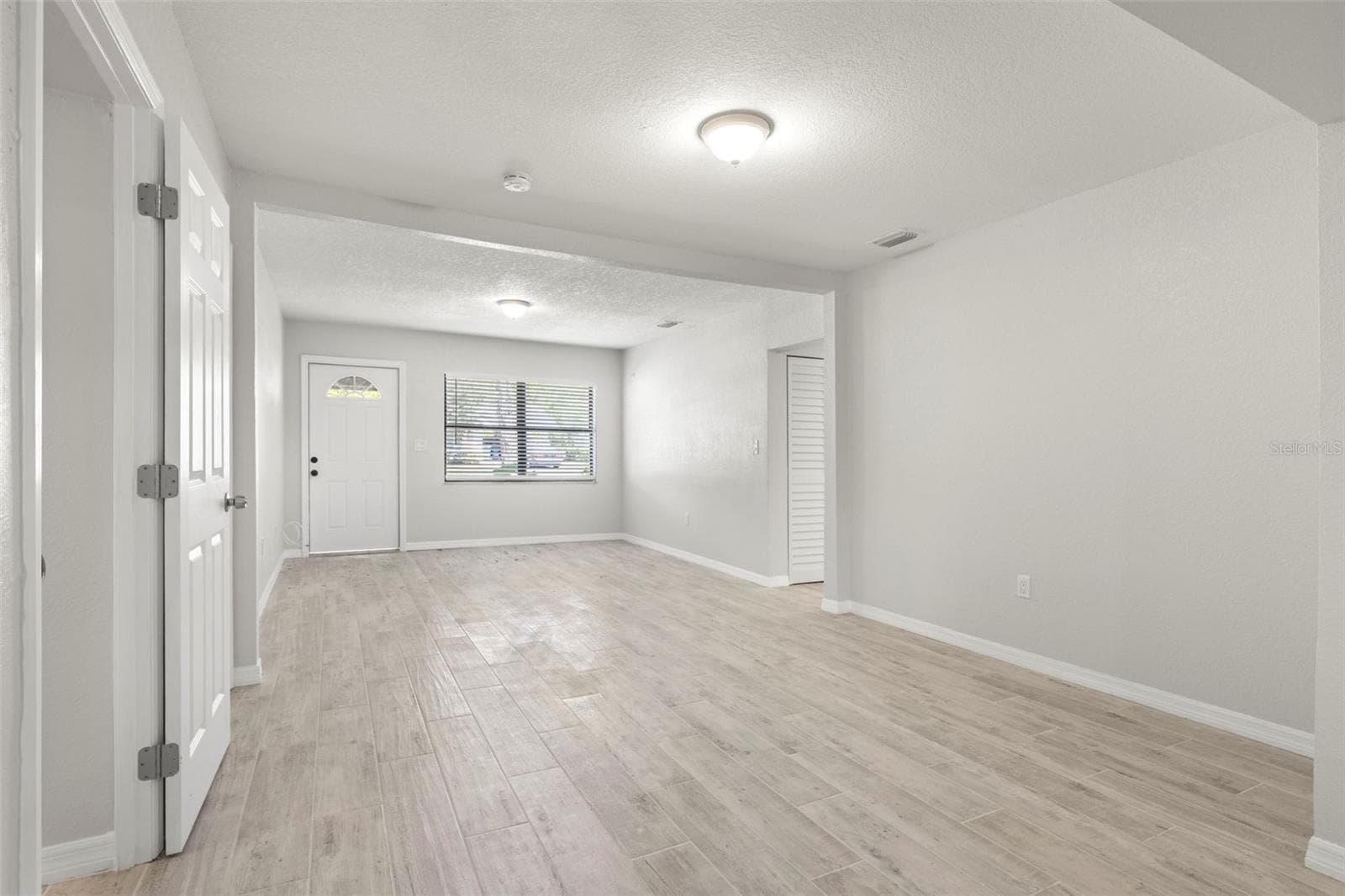Single Family Residence at 6612 N 23RD ST, TAMPA, photo 10 of 33