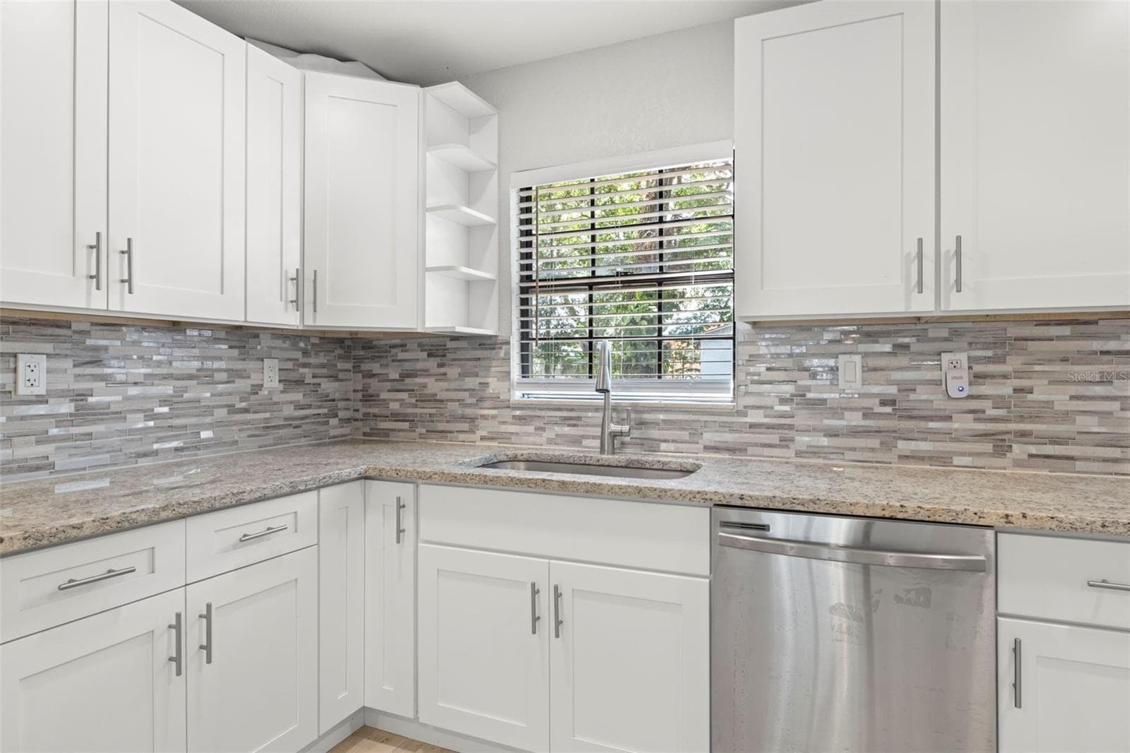 Kitchen - 6612 N 23RD ST, TAMPA