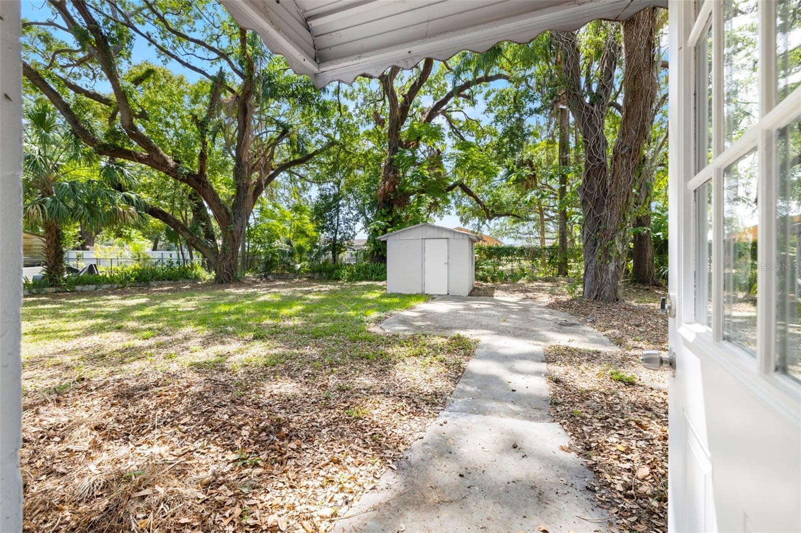 Backyard Patio & Shed - 6612 N 23RD ST, TAMPA