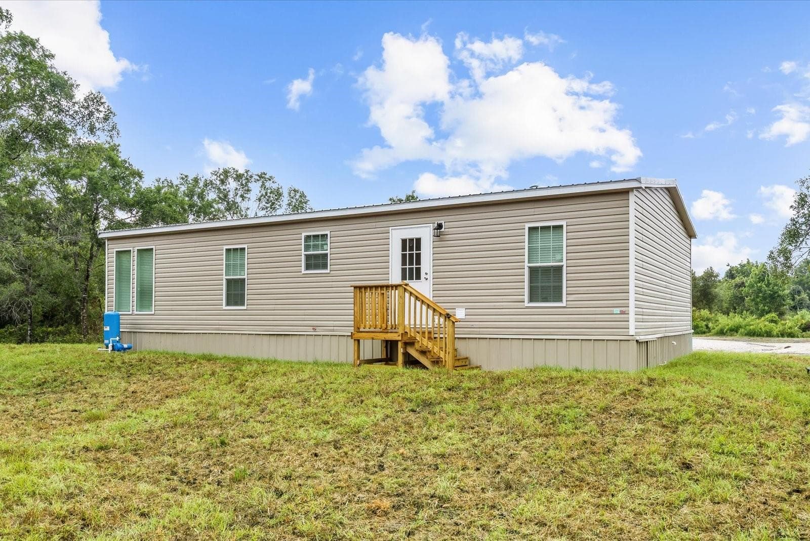 Manufactured Home at 16226 NW 254TH ST, OKEECHOBEE, photo 27 of 36
