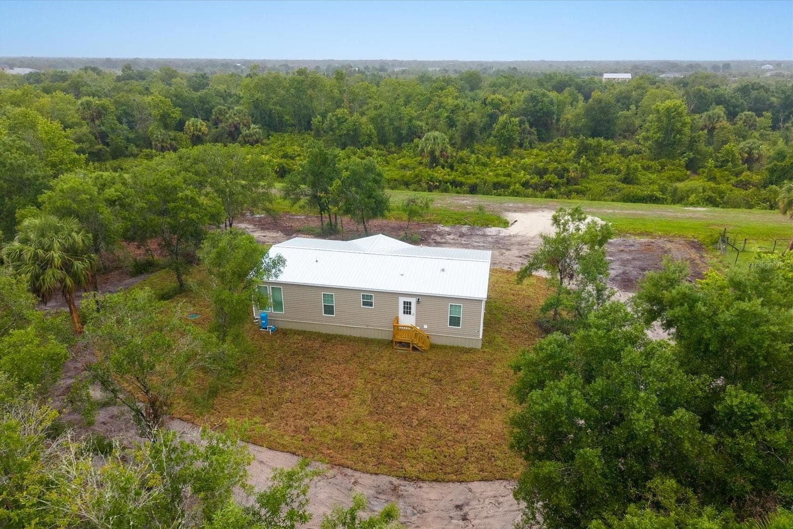 Manufactured Home at 16226 NW 254TH ST, OKEECHOBEE, photo 29 of 36