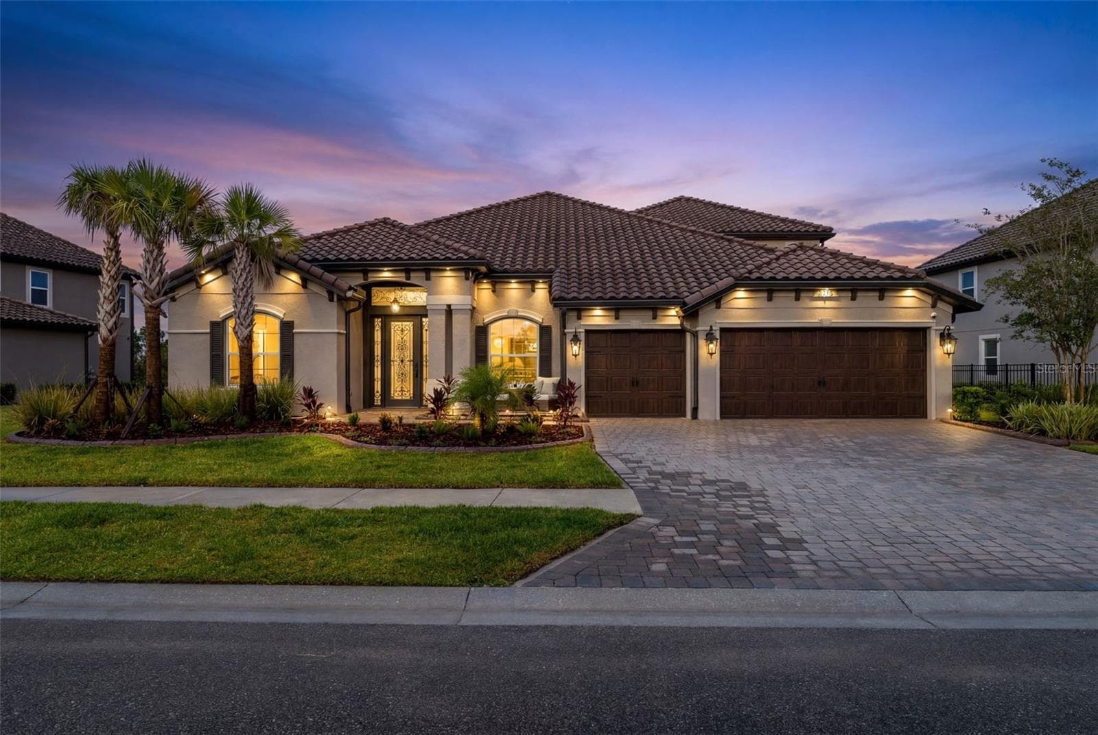 Single Family Residence at 33161 KATELAND DR, WESLEY CHAPEL, photo 2 of 99