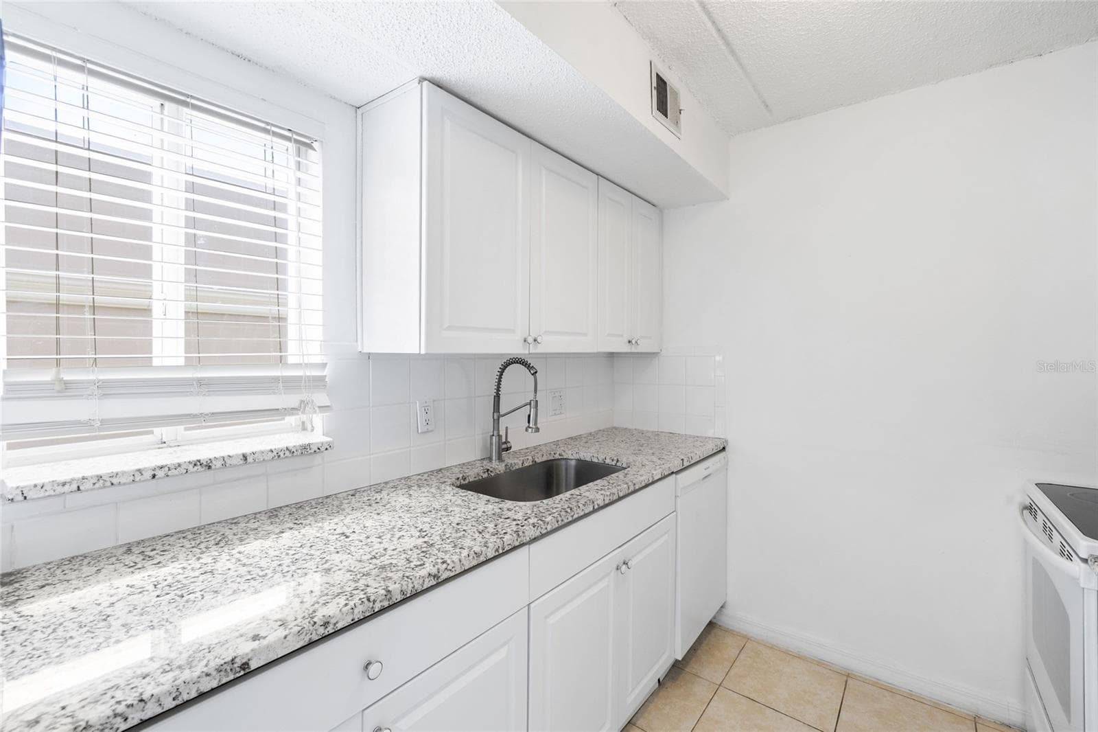 Condominium at 3206 W AZEELE ST #227, TAMPA, photo 12 of 23