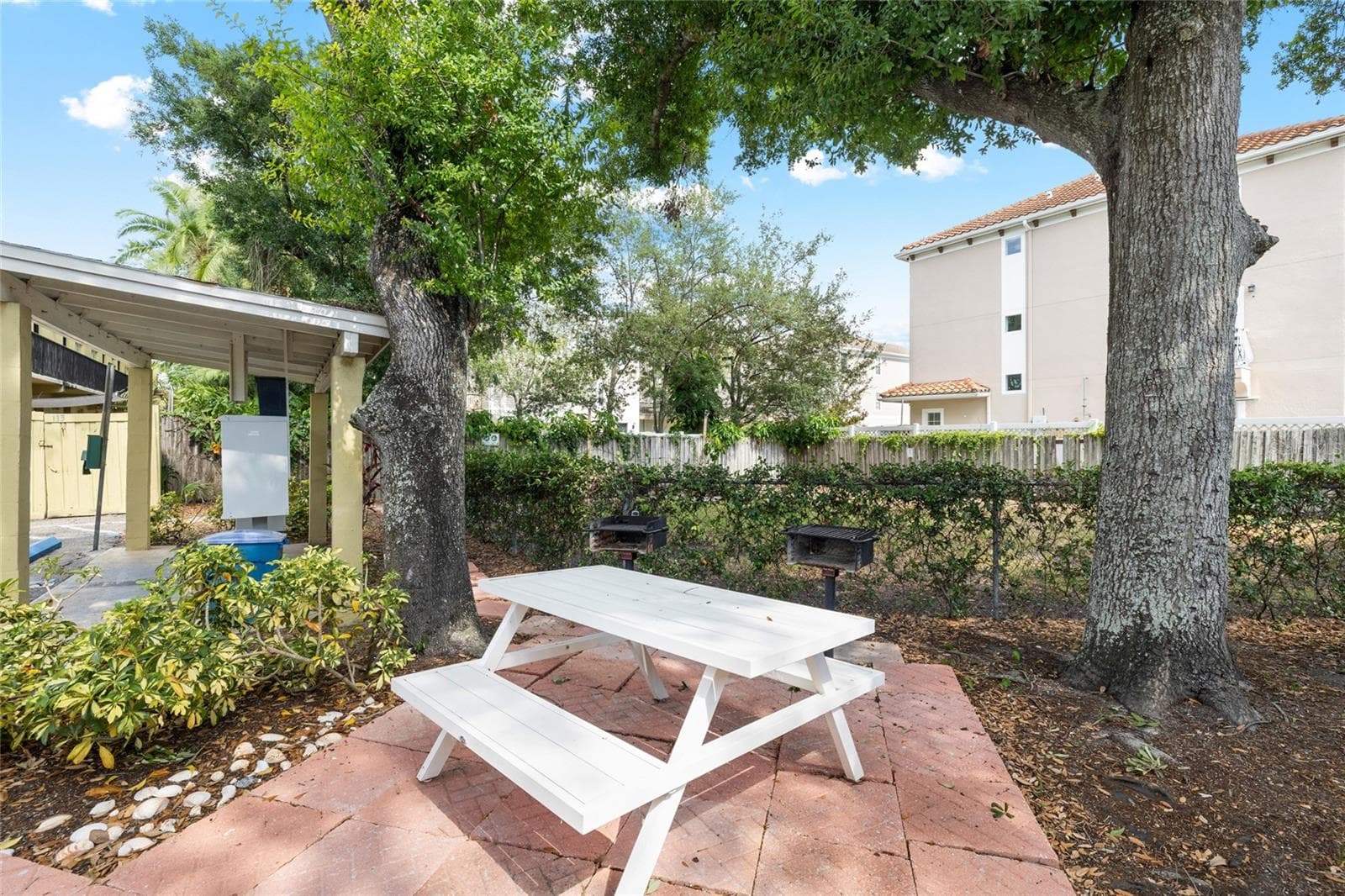 Condominium at 3206 W AZEELE ST #227, TAMPA, photo 20 of 23