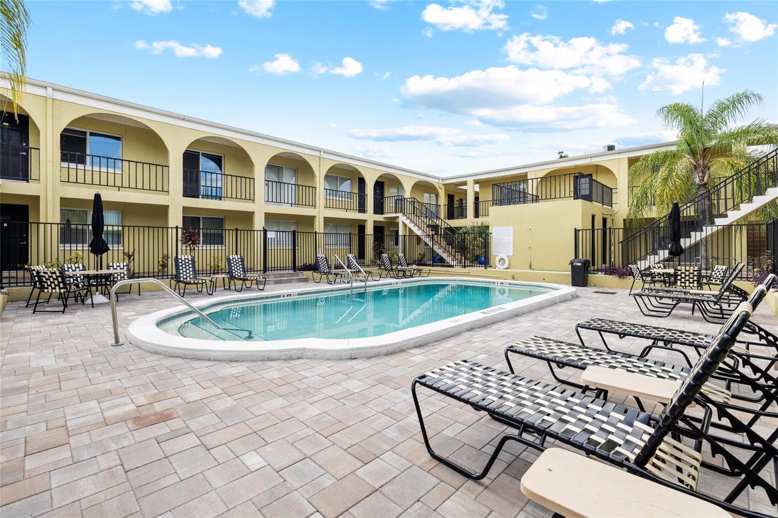 Condominium at 3206 W AZEELE ST #227, TAMPA, photo 22 of 23
