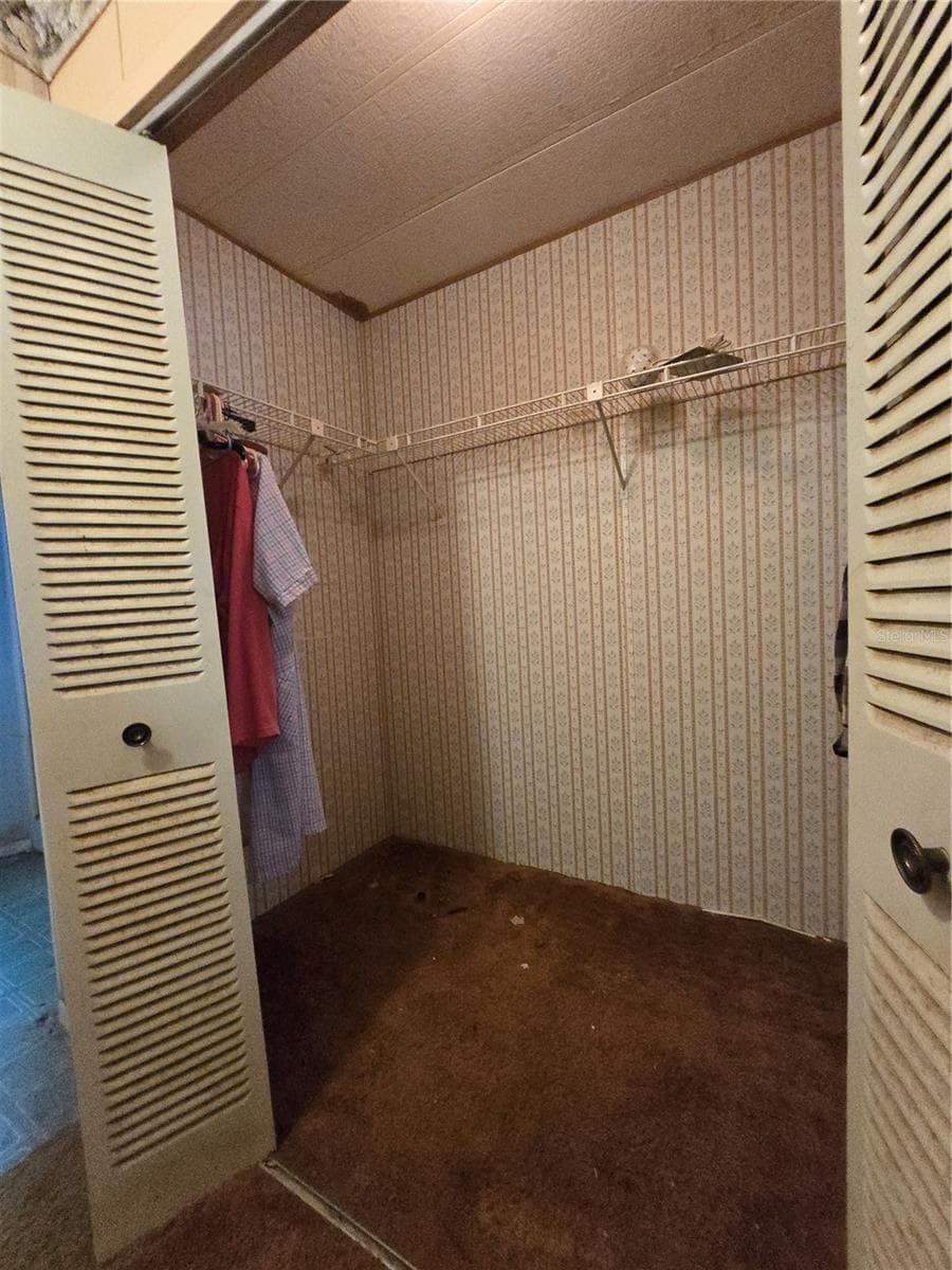 Manufactured Home at 3265 SE 132ND PL, BELLEVIEW, photo 17 of 64