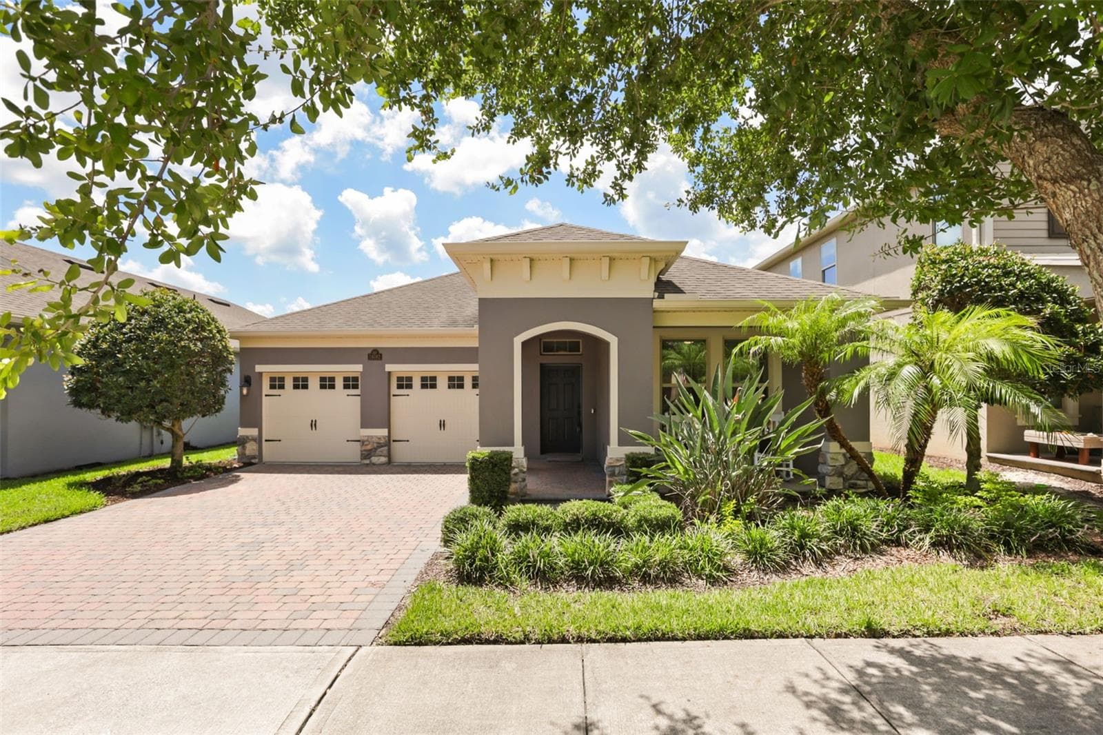 16082 HAMPTON CROSSING DR