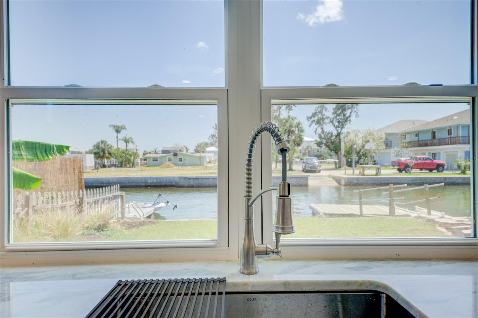 Single Family Residence at 6432 BOATYARD DR, HUDSON, photo 9 of 50