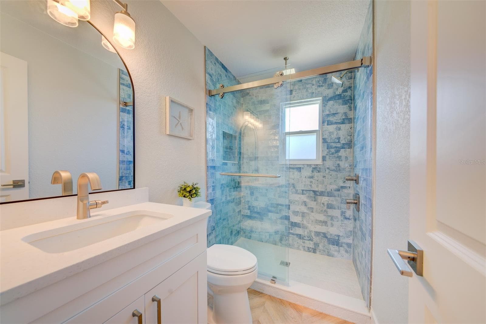 Single Family Residence at 6432 BOATYARD DR, HUDSON, photo 10 of 50
