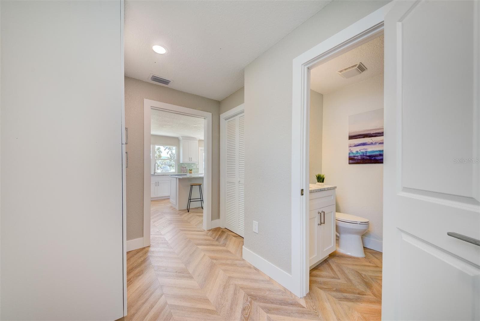 Single Family Residence at 6432 BOATYARD DR, HUDSON, photo 20 of 50