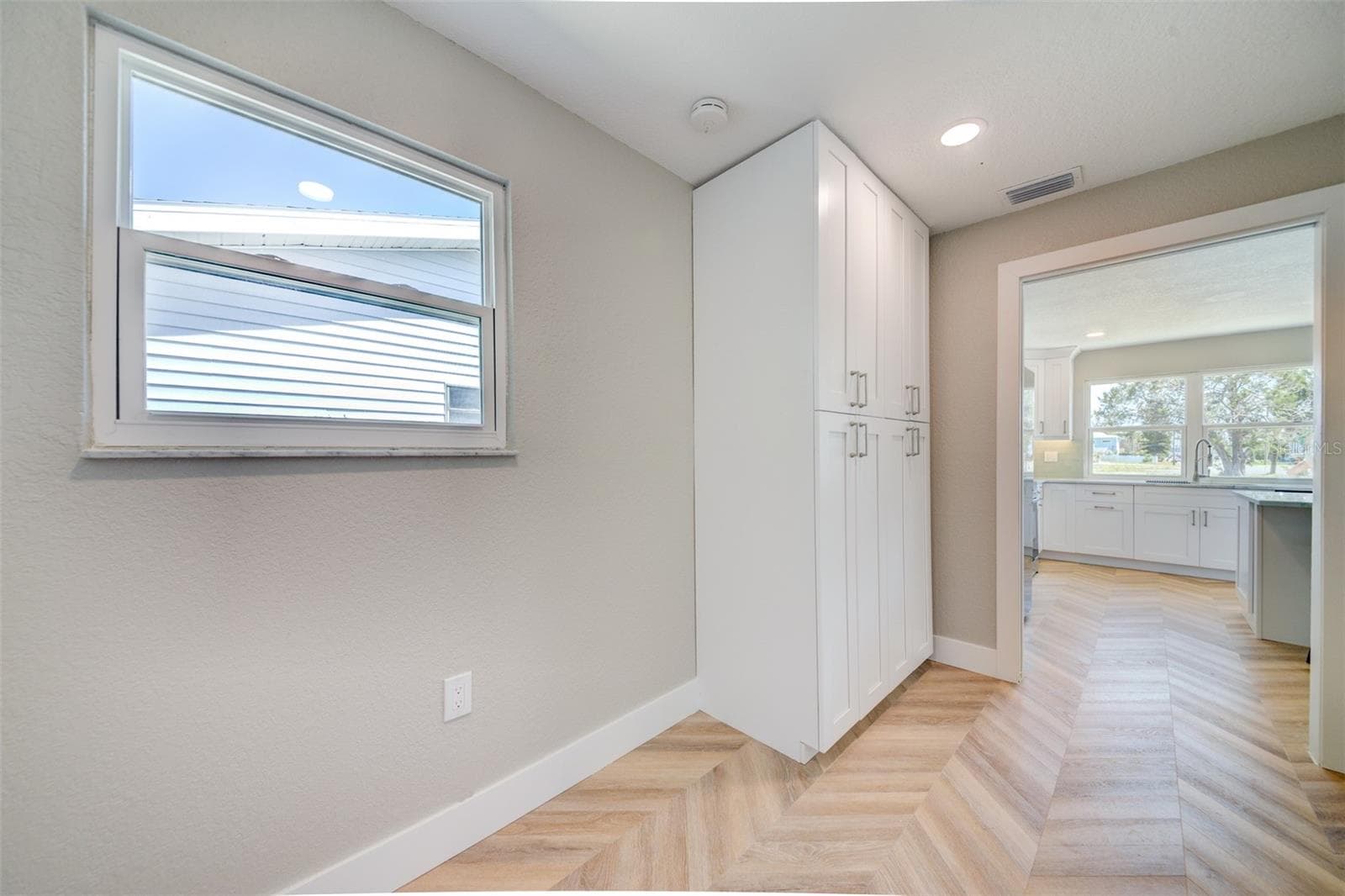 Single Family Residence at 6432 BOATYARD DR, HUDSON, photo 26 of 50