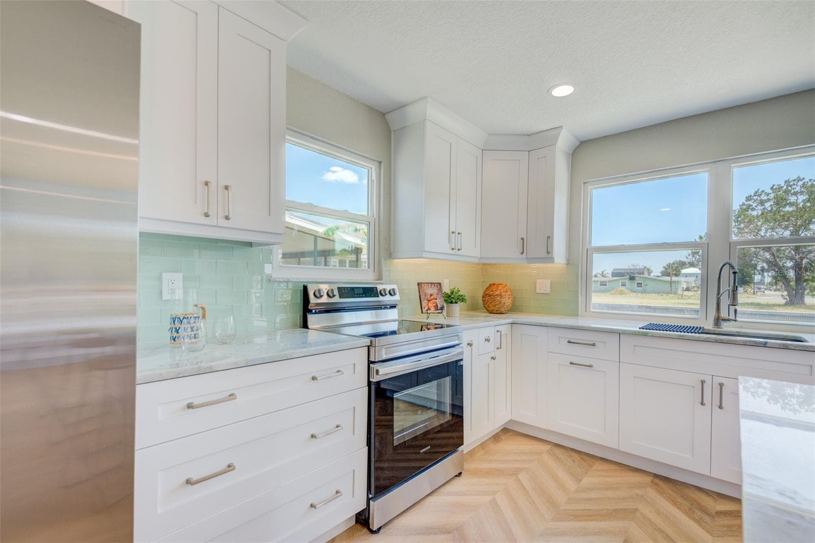 Single Family Residence at 6432 BOATYARD DR, HUDSON, photo 41 of 50