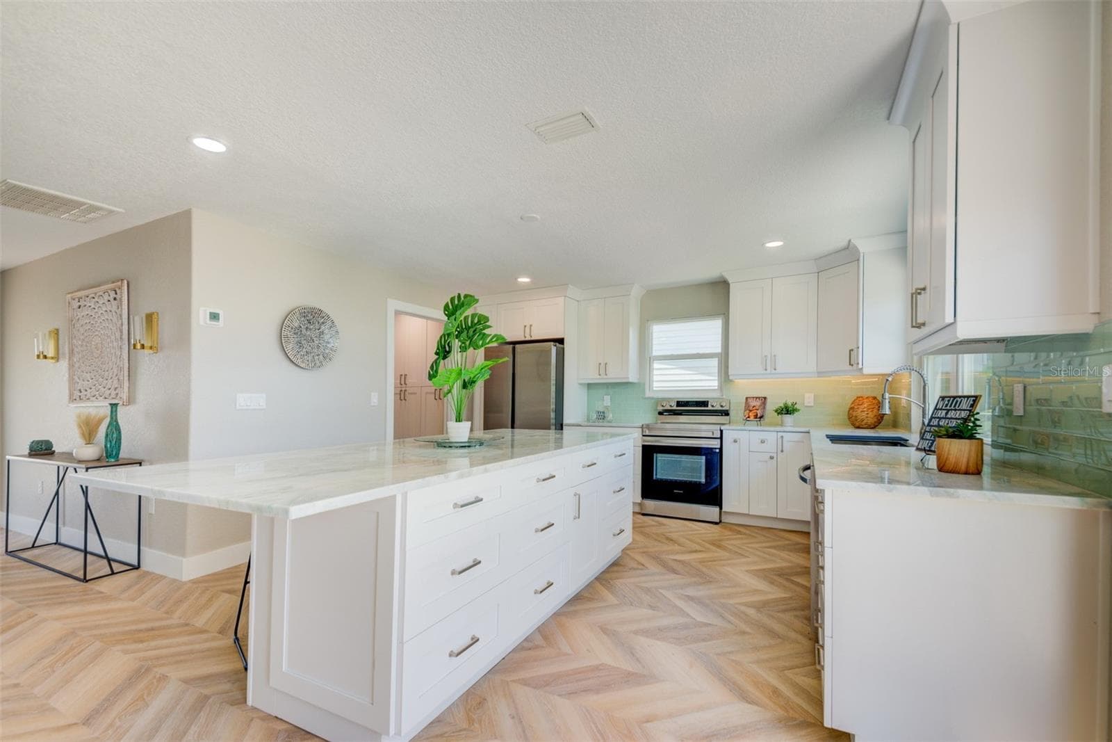 Single Family Residence at 6432 BOATYARD DR, HUDSON, photo 43 of 50