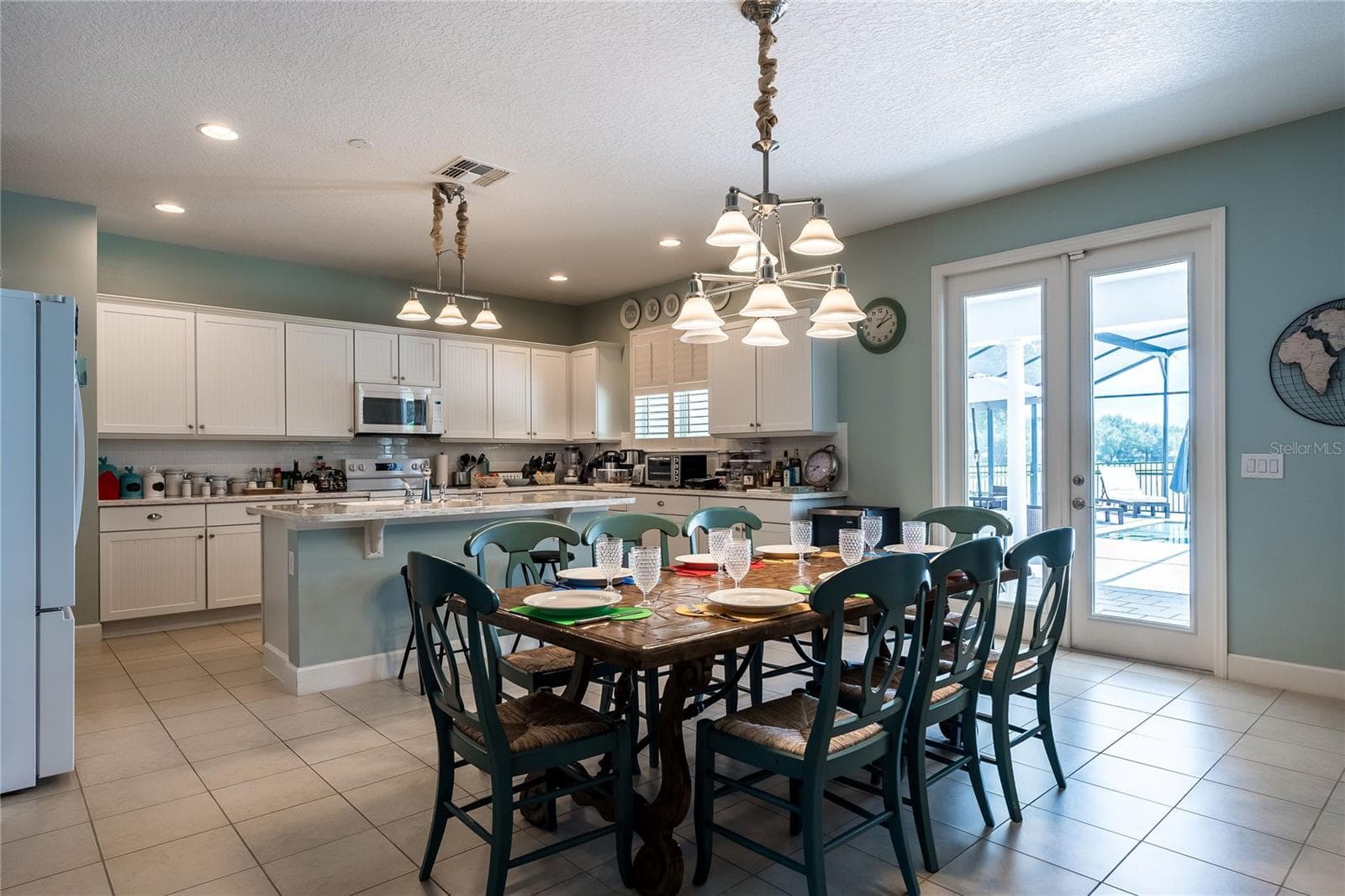 Single Family Residence at 11750 CHATEAUBRIAND AVE, ORLANDO, photo 22 of 68