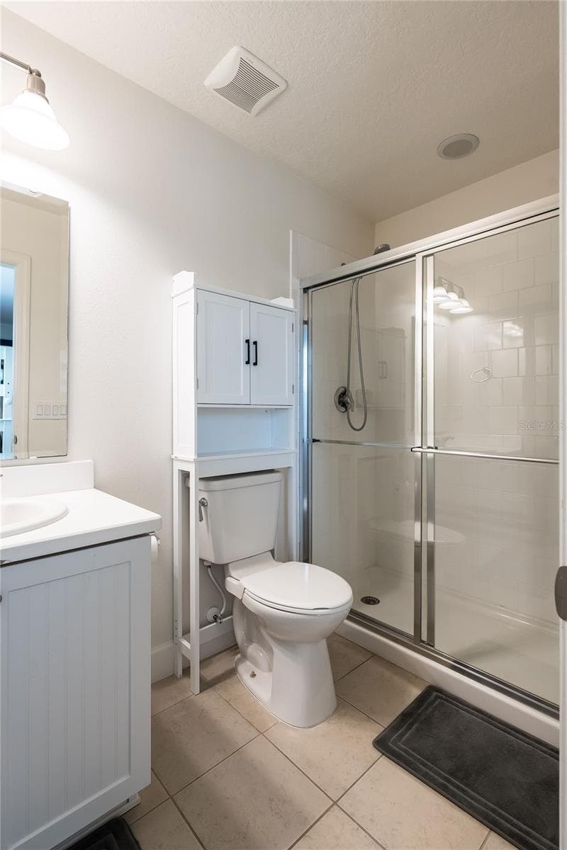 Single Family Residence at 11750 CHATEAUBRIAND AVE, ORLANDO, photo 43 of 68
