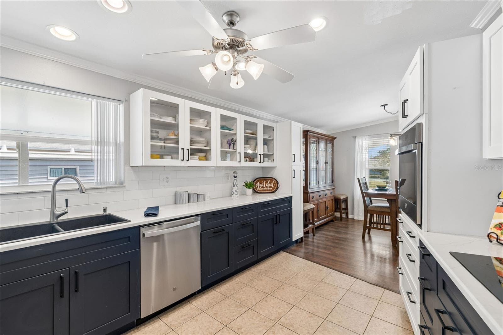 Stainless Appliances, Soft close cabinets - 9790 66TH ST N #252, PINELLAS PARK