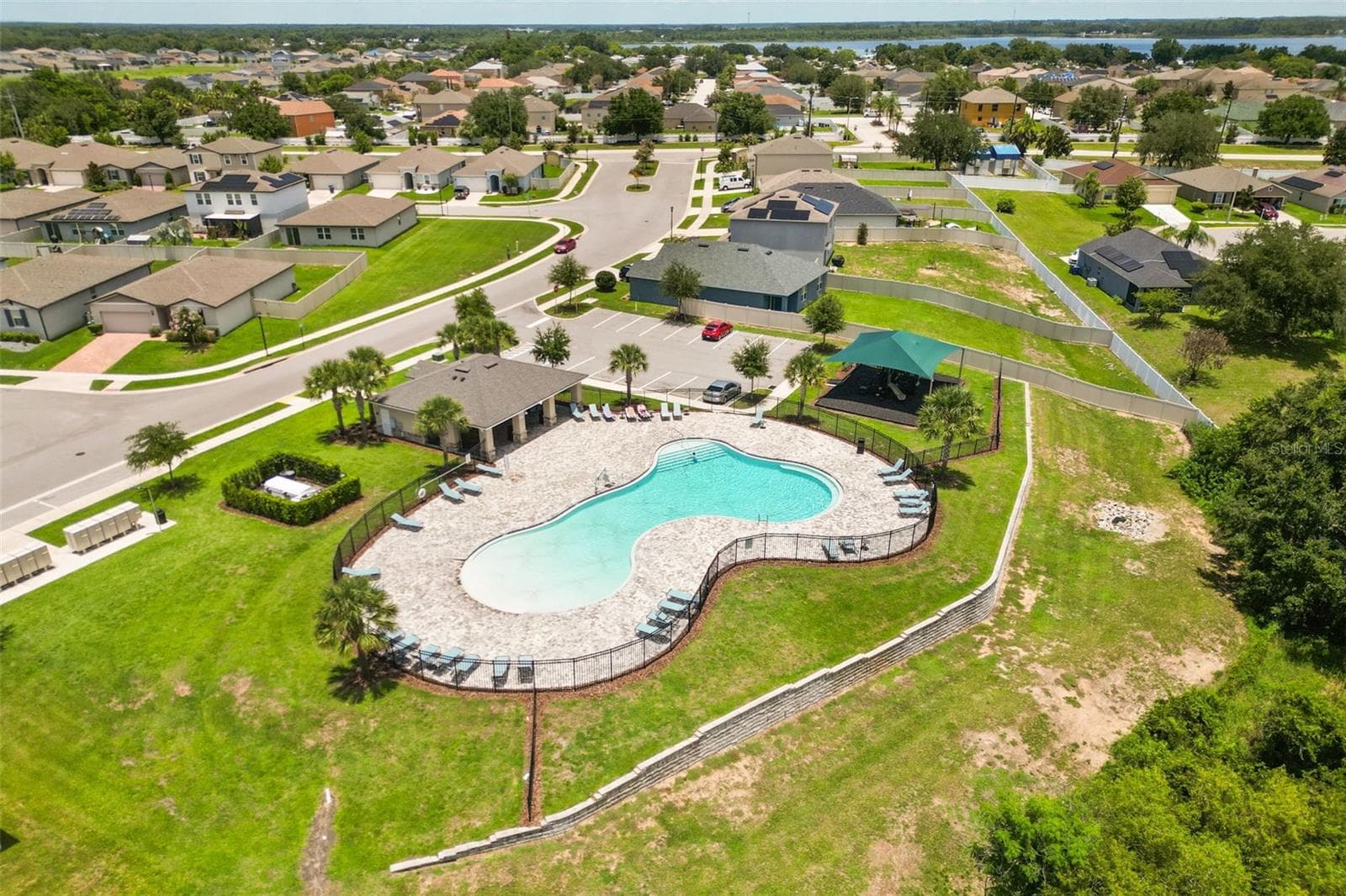 Single Family Residence at 428 MCKENNA DR, WINTER HAVEN, photo 32 of 33