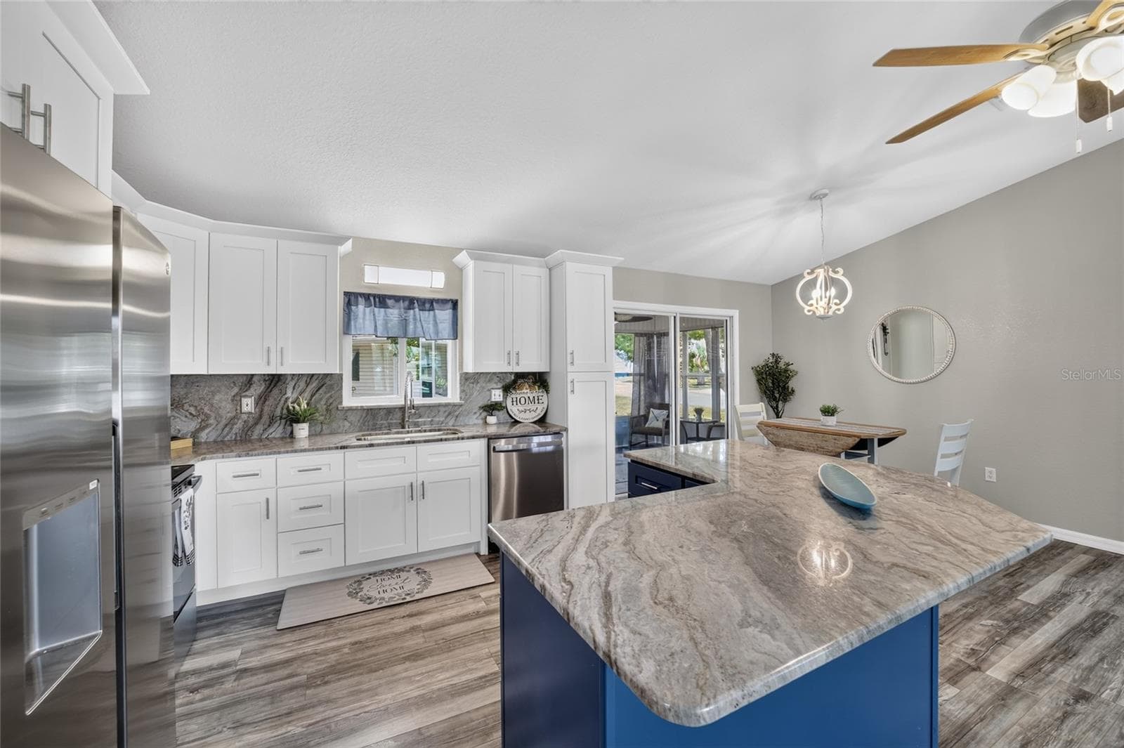 Single Family Residence at 13685 SE 90TH CT, SUMMERFIELD, photo 16 of 43