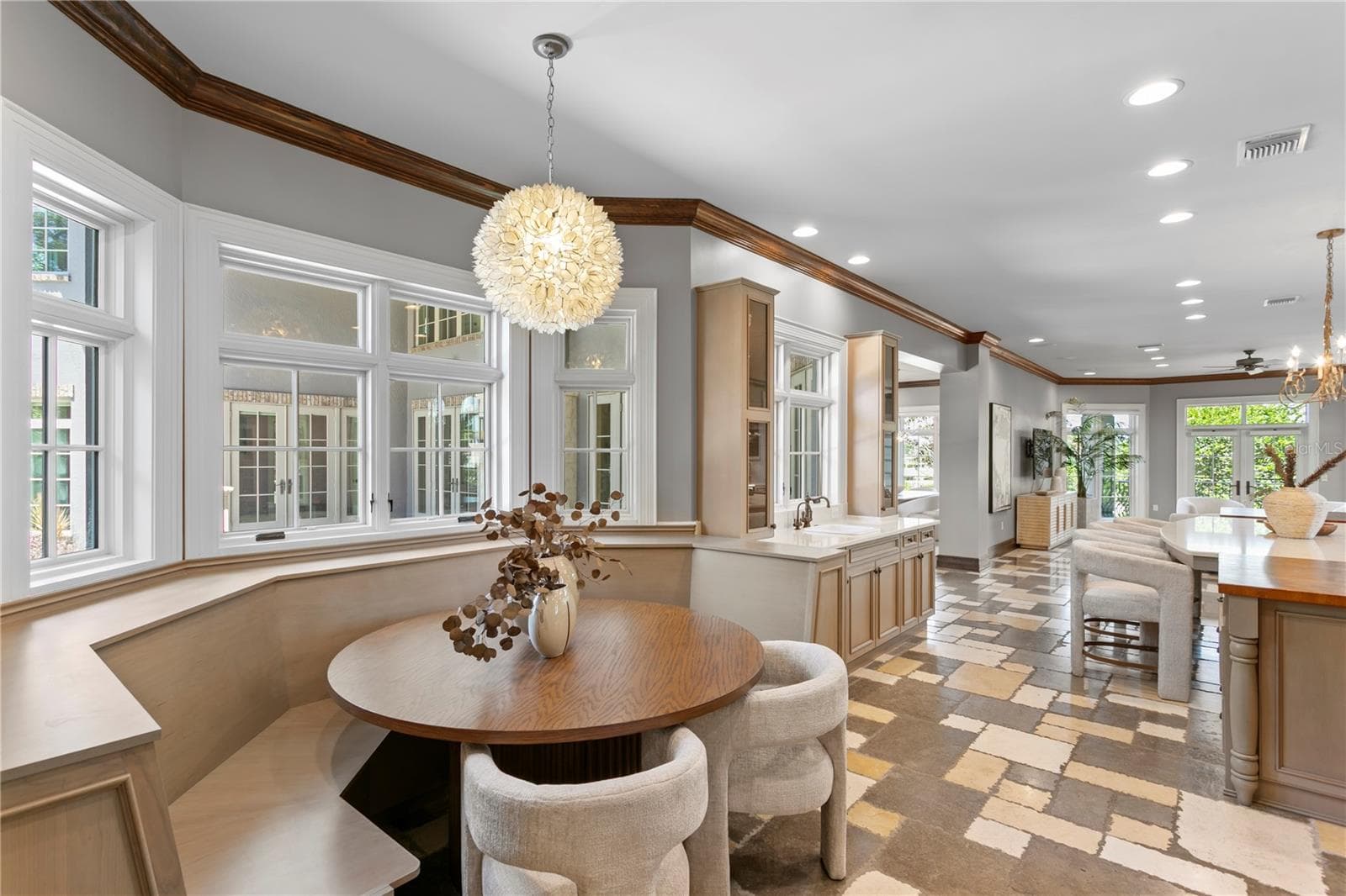 Single Family Residence at 401 SNELL ISLE BLVD NE, ST PETERSBURG, photo 27 of 96