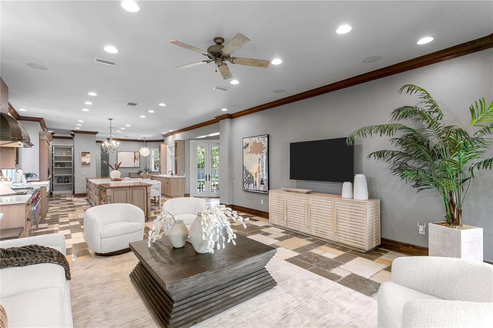 Single Family Residence at 401 SNELL ISLE BLVD NE, ST PETERSBURG, photo 31 of 96
