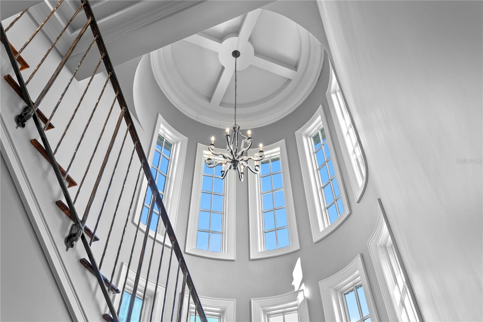 Single Family Residence at 401 SNELL ISLE BLVD NE, ST PETERSBURG, photo 33 of 96
