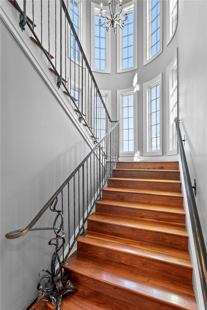 Single Family Residence at 401 SNELL ISLE BLVD NE, ST PETERSBURG, photo 34 of 96