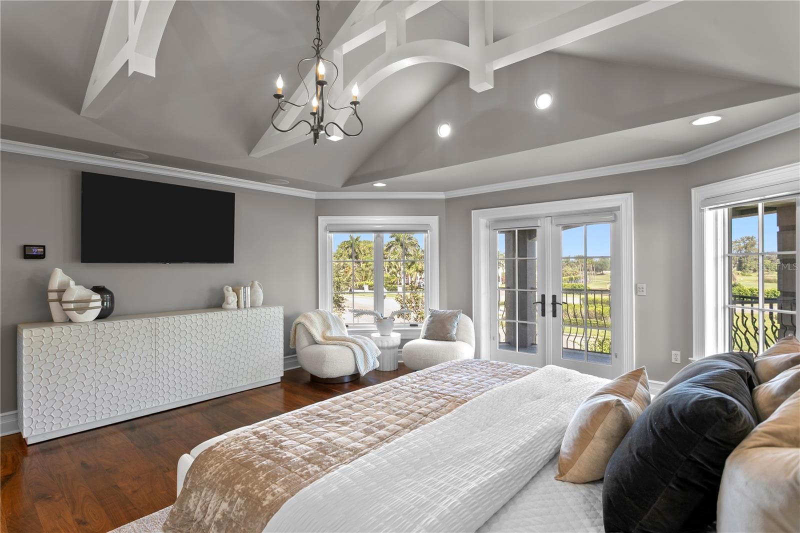 Single Family Residence at 401 SNELL ISLE BLVD NE, ST PETERSBURG, photo 44 of 96