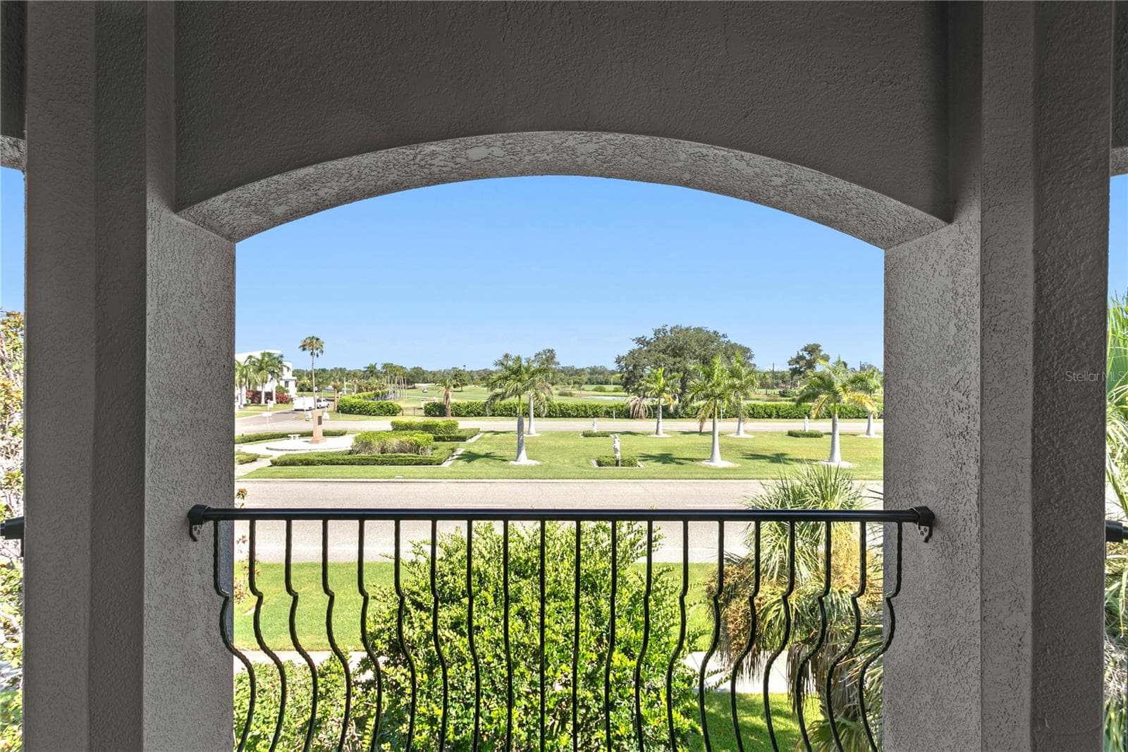 Single Family Residence at 401 SNELL ISLE BLVD NE, ST PETERSBURG, photo 46 of 96