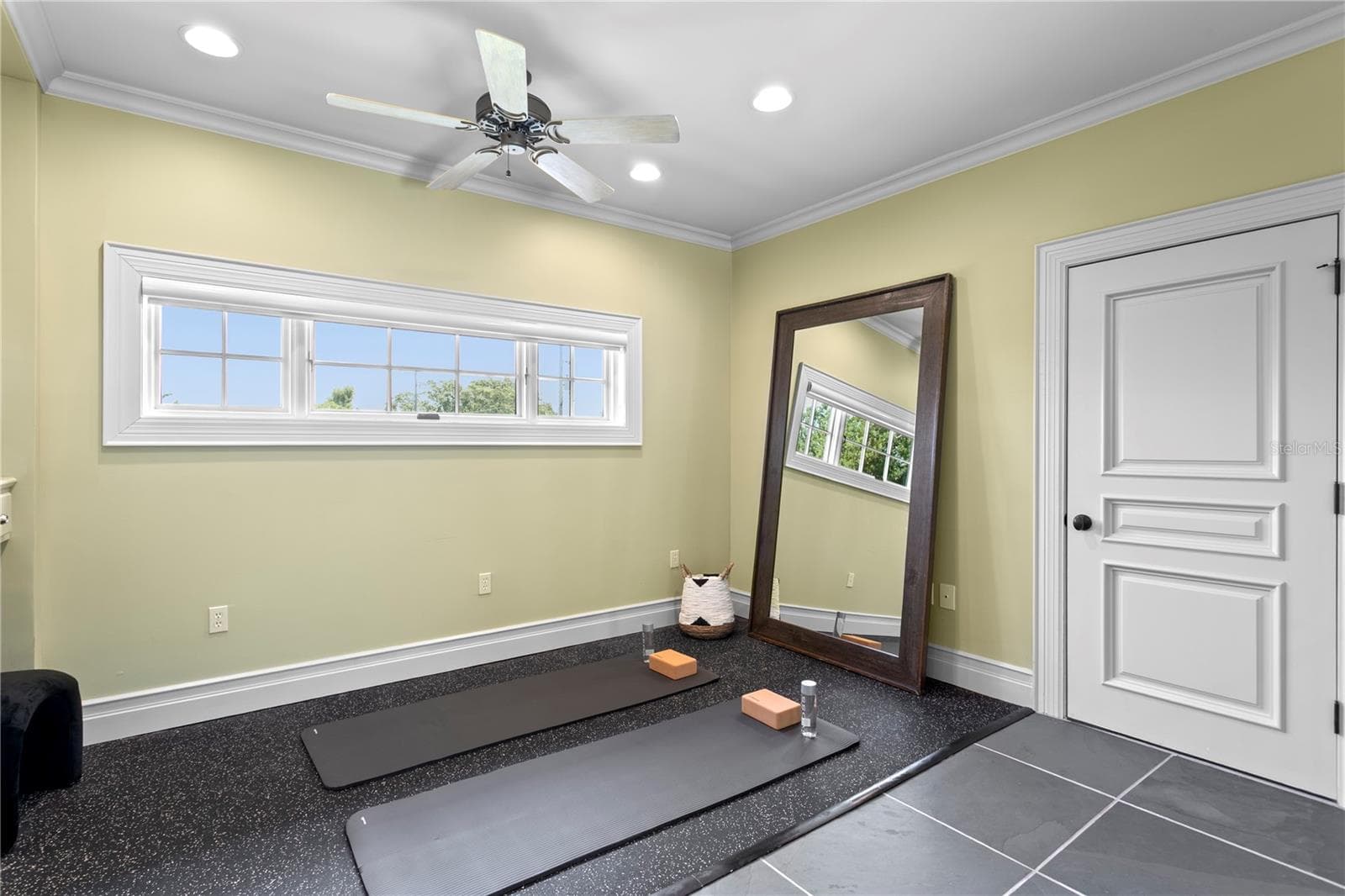 Single Family Residence at 401 SNELL ISLE BLVD NE, ST PETERSBURG, photo 55 of 96