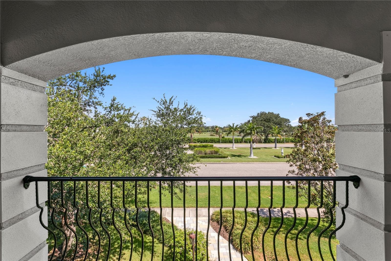 Single Family Residence at 401 SNELL ISLE BLVD NE, ST PETERSBURG, photo 61 of 96