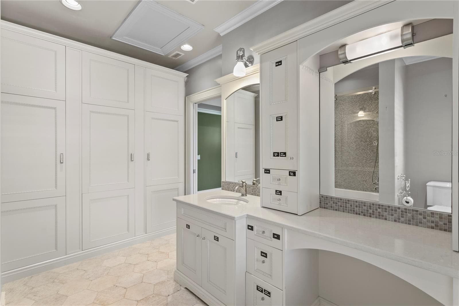 Single Family Residence at 401 SNELL ISLE BLVD NE, ST PETERSBURG, photo 63 of 96